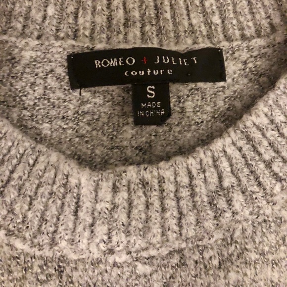 ROMEO + JULIET COUTURE Embroidered Grey Sweater - Picture 3 of 7